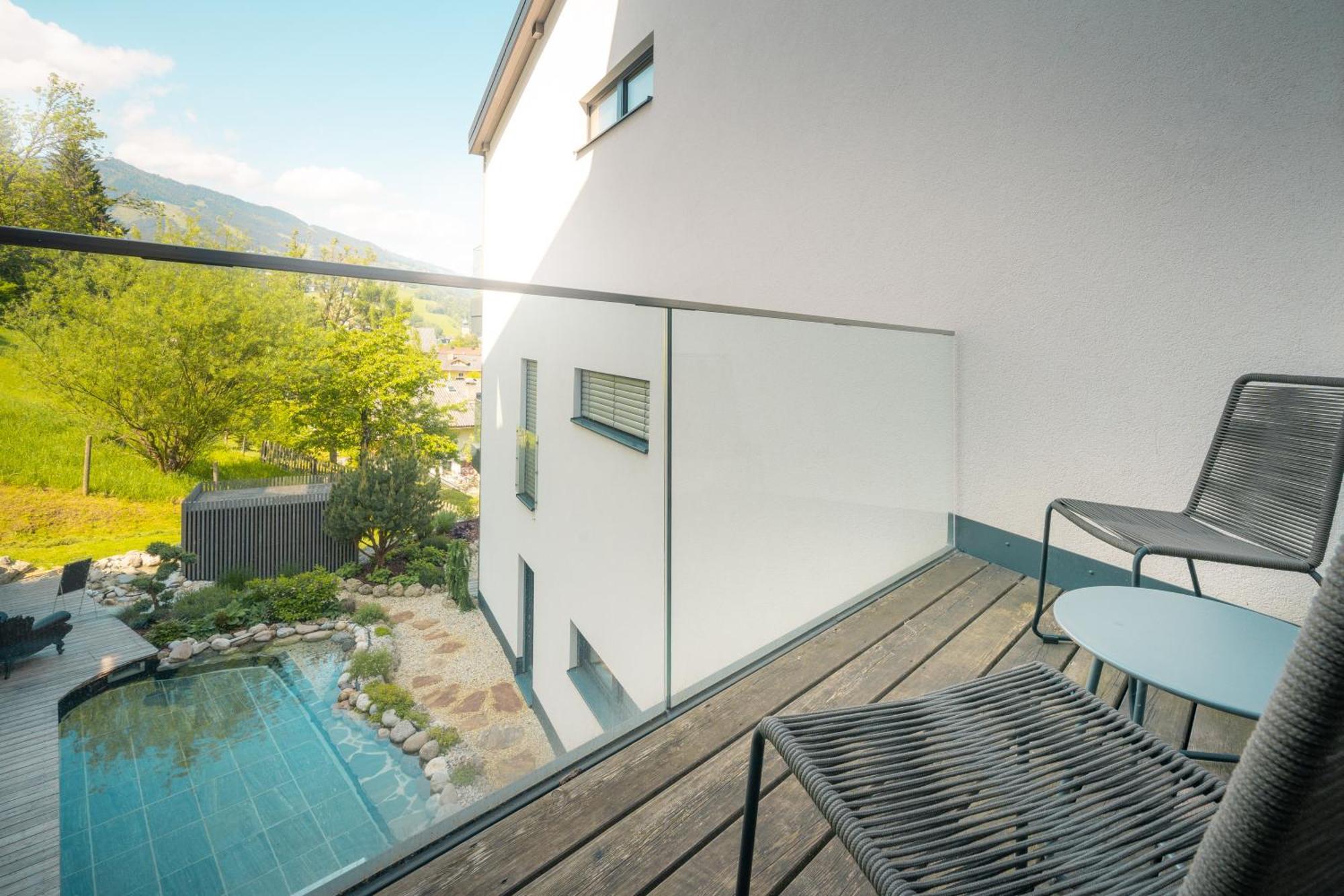Coburg Hotel apartamentowy 2*